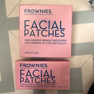 Frownies facial patches